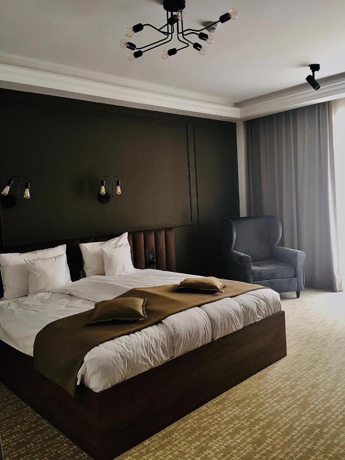 Montis Hotel & Spa 문텔레 미크 외부 사진